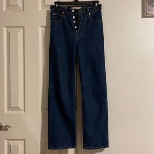 Levi’s Ribcage Straight Jeans